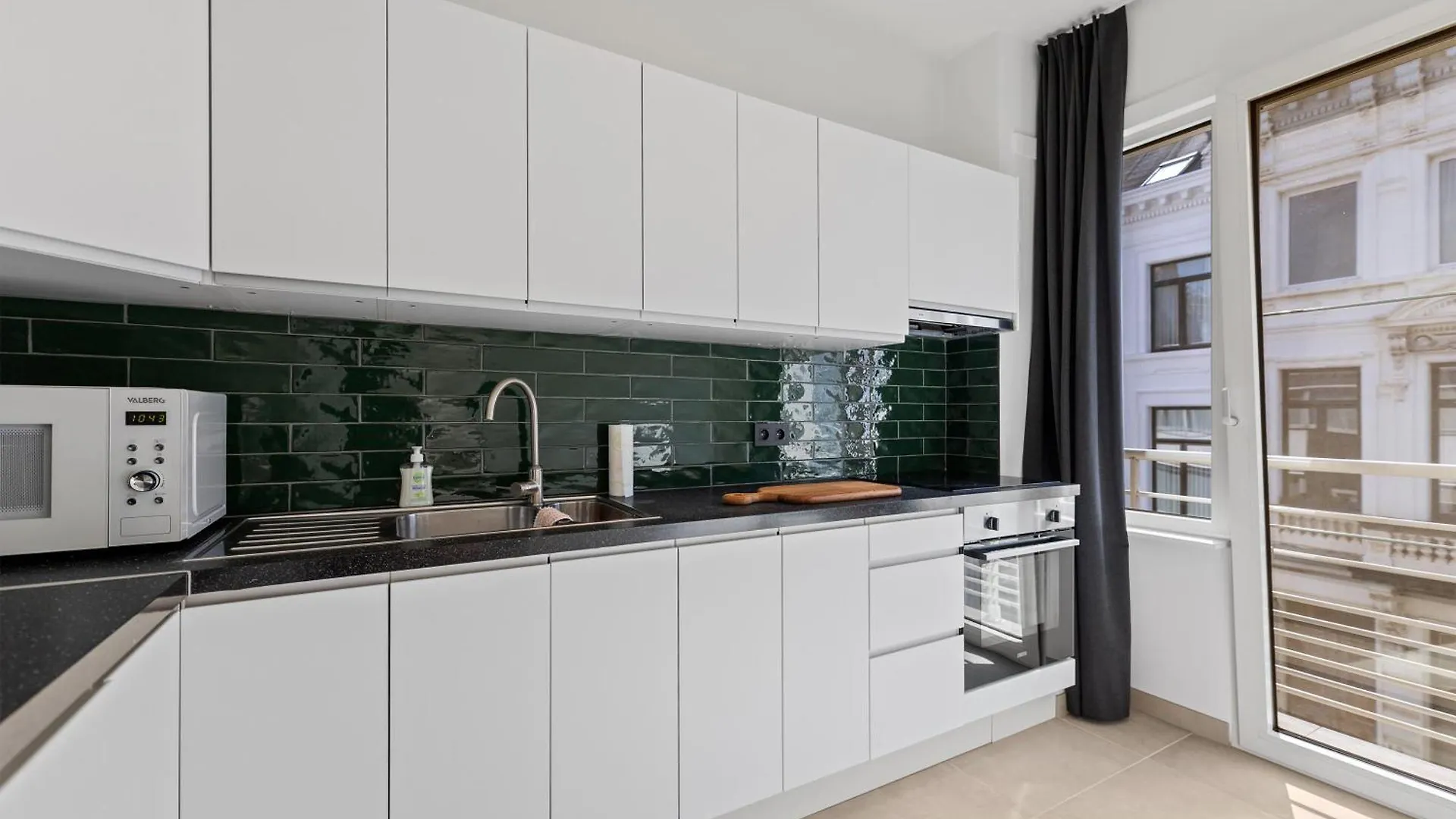 Central & Luminous Apartment Antwerp Belgium